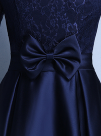 <tc>Elegáns ruha Tinslee sötétkék<br></tc>